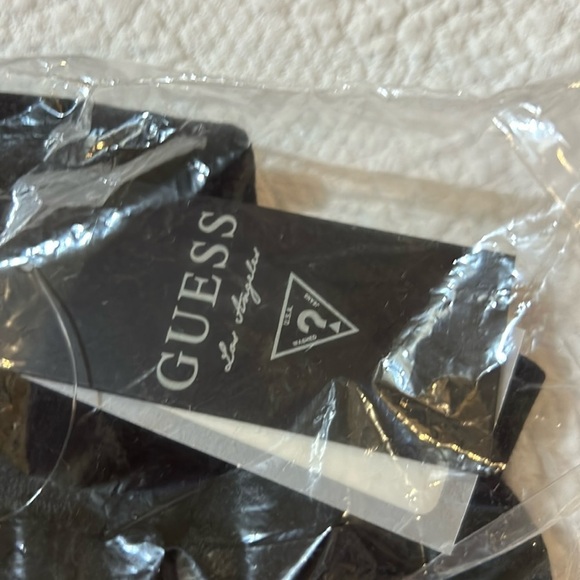 Guess Hi/Low Black Skirt. NWT. Small - Picture 3 of 7